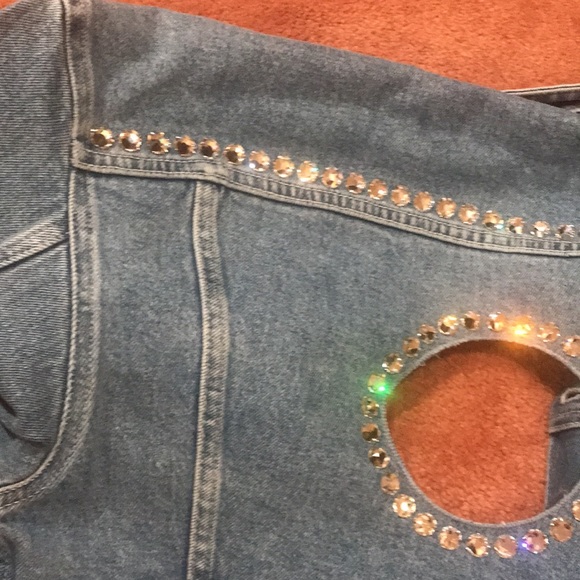 7 for all mankind Jean jacket  with Swarovski element . Watch the video please - Picture 11 of 17